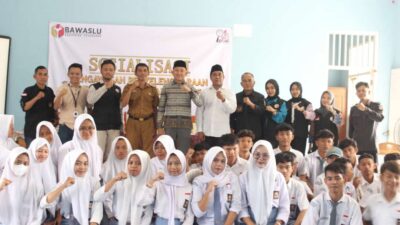 Pelajar SMA di Pesawaran