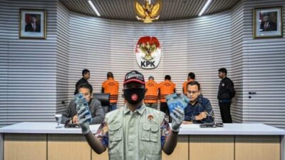KPK Tetapkan 5 Orang