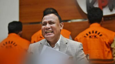 Polri Sita Bukti dari Apartemen Milik Firli Bahuri