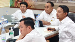 Kepala BPN Kabupaten Banyuasin Dhona Fiermansyah Lubis dalam rapat digelar di Ruang Rapat Sriwijaya, Kantor PT PLN (Persero) UIP Sumbagsel.
