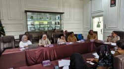 Kantor Pertanahan Kota Palangka Raya menggelar rapat penyusunan diseminasi akses reforma agraria untuk memastikan tanah hasil legalisasi aset dapat dimanfaatkan secara produktif oleh penerima manfaat, Senin 11 Agustus 2025.