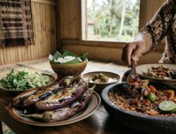 Diplomasi Sambal: Mengapa Terong Bakar Menjadi Primadona di Meja Makan Lampung?