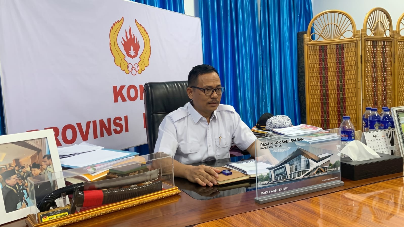 Baru Tancap Tiang, Pembangunan Pengganti GOR Saburai Mandek