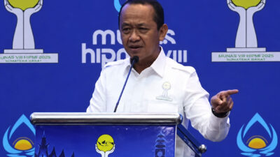 Bahlil Sentil Menteri Perumahan di Depan Prabowo