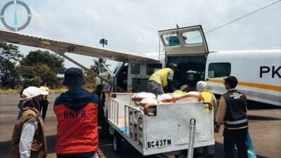 Titik Panas Naik, Pesawat Penabur Garam Dikerahkan Jinakkan Api di Lampung